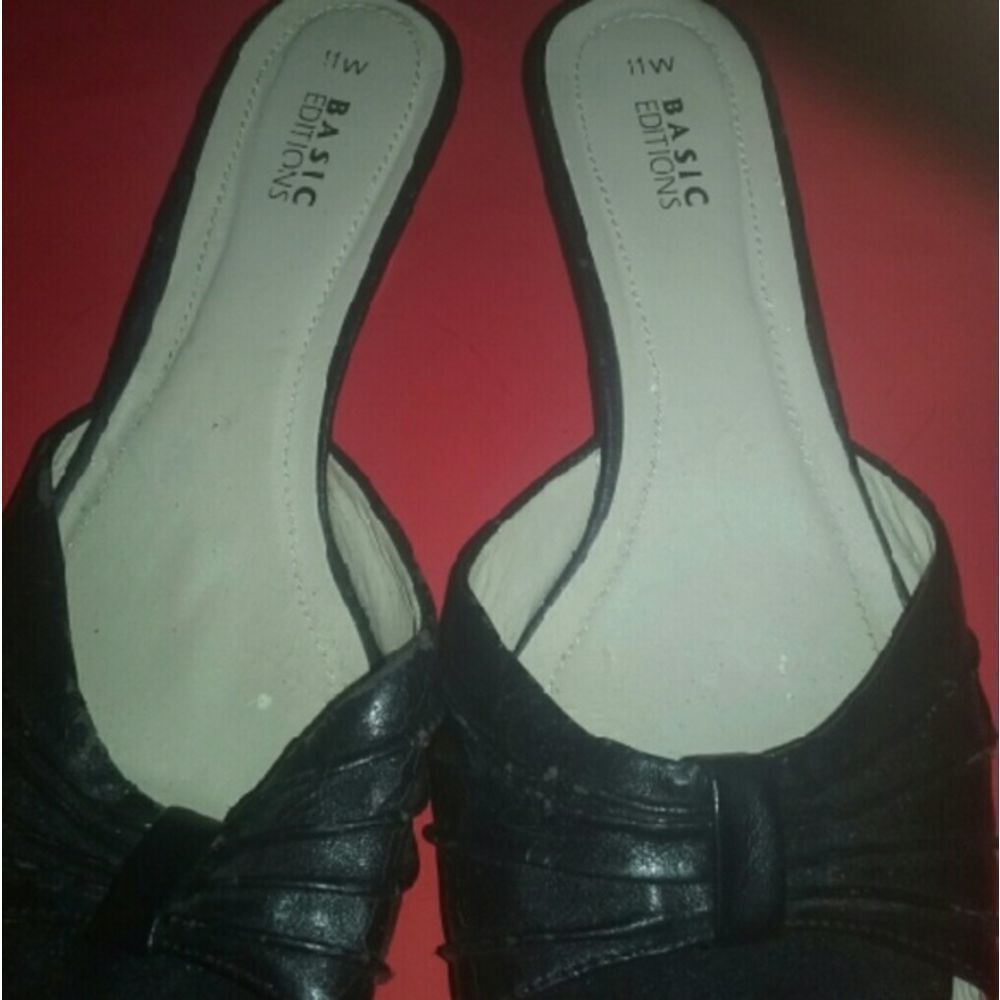Basic Editions shoes